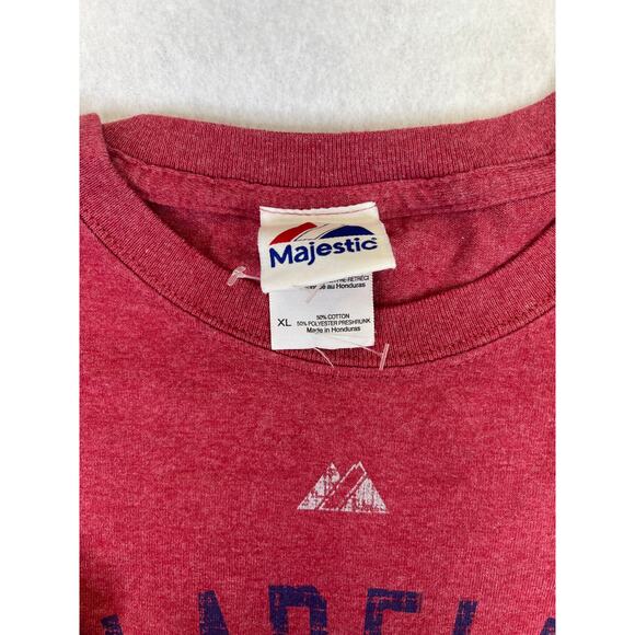 Majestic Mens Red Sz XL PHILADELPHIA PHILLIES MLB BASEBALL EST 1883 Tee - Picture 2 of 3
